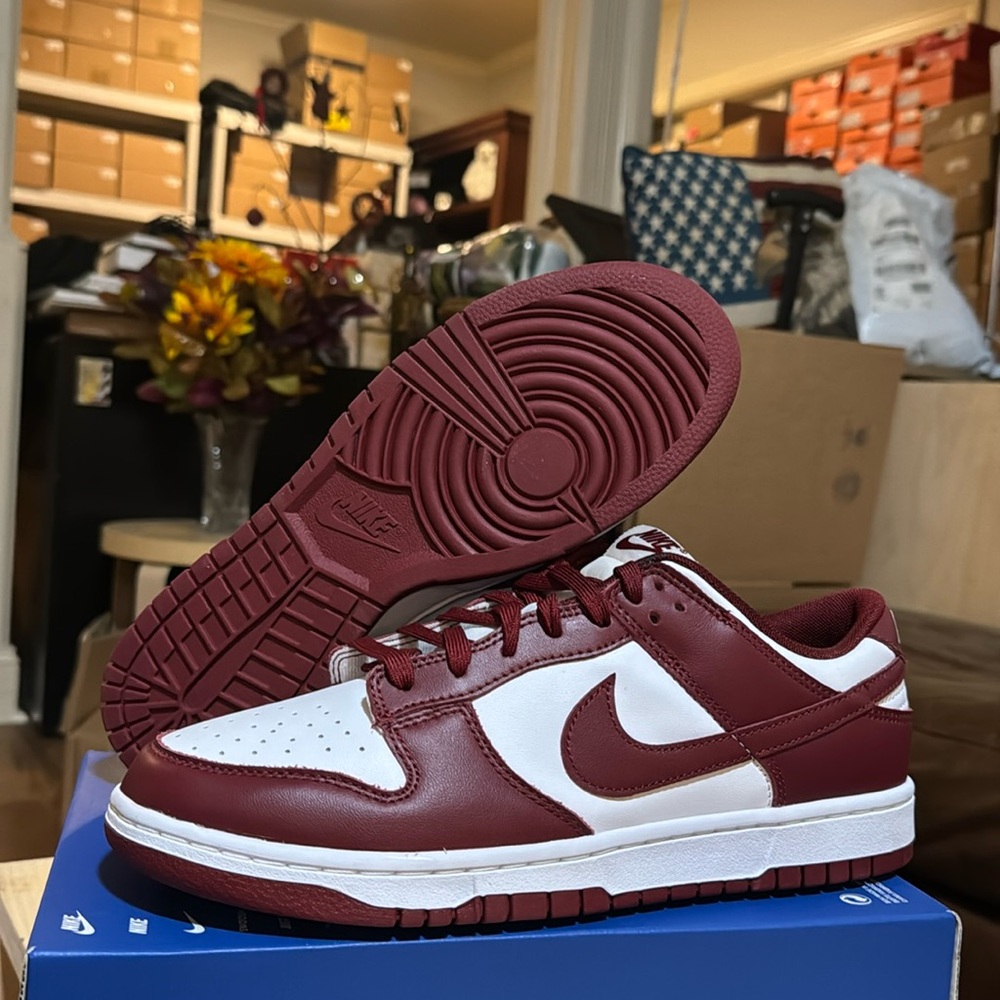 Nike Dunk Low Team Red